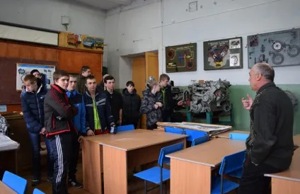 Чим відрізняється технікум від училища особливості навчання, в чому різниця (кандидат наук) Чим відрізняється технікум від училища особливості навчання, в чому різниця