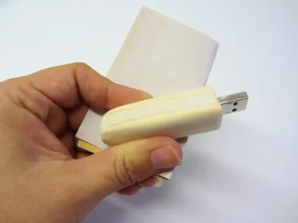 Чохол для usb флешки своїми руками, фарби дня (чохол) Чохол для usb флешки своїми руками, фарби дня
