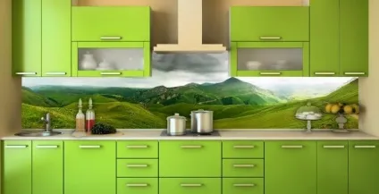 Фартух для кухні з пластика практично, економно, сучасно