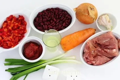 Квасоля тушкована з м'ясом, прості рецепти з фото (тушкована) Квасоля тушкована з м'ясом, прості рецепти з фото