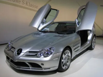Інженерна думка по-німецьки топ-10 культових автомобілів mercedes-benz (McLaren Один самих) Інженерна думка по-німецьки топ-10 культових автомобілів mercedes-benz