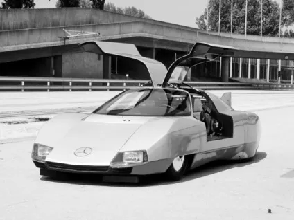Інженерна думка по-німецьки топ-10 культових автомобілів mercedes-benz (McLaren Один самих) Інженерна думка по-німецьки топ-10 культових автомобілів mercedes-benz