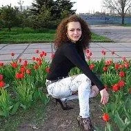 Як відучити собаку рити ямки по всьому городу