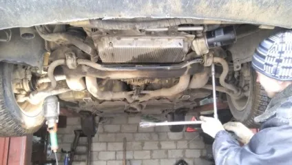 Як поміняти сайлентблоки підрамника на «ауді-80»