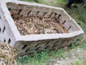 Як зробити компост своїми руками на дачі і в домашніх умовах (руками) Як зробити компост своїми руками на дачі і в домашніх умовах