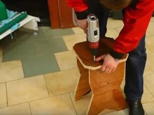 Як зробити табурет