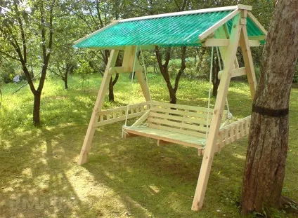 Як зробити садові гойдалки з дерева своїми руками фото (гойдалки) Як зробити садові гойдалки з дерева своїми руками фото