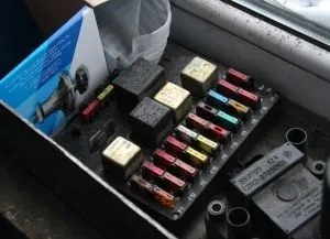 Як перевірити і визначити витік струму в автомобілі тестером покроково і доступно - твій АВТОПУЛЬС (цього) Як перевірити і визначити витік струму в автомобілі тестером покроково і доступно - твій АВТОПУЛЬС