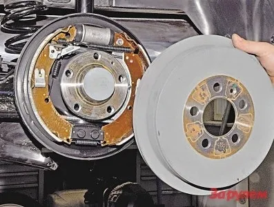 Як замінити задні гальмівні колодки volkswagen polo седан (задні) Як замінити задні гальмівні колодки volkswagen polo седан