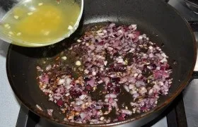 Курка в вершково-лимонному соусі - покроковий фоторецепт (куряче філе) Курка в вершково-лимонному соусі - покроковий фоторецепт