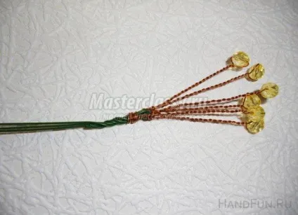 Лілія з паєток