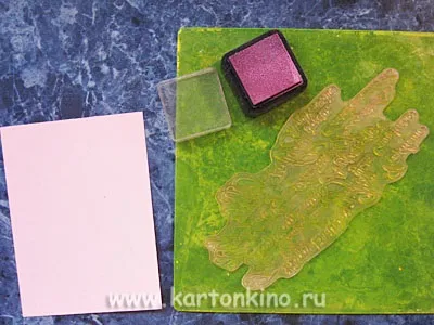 Магічна коробочка з пурхають метеликами (магічна) Магічна коробочка з пурхають метеликами