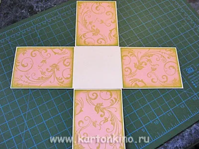 Магічна коробочка з пурхають метеликами (пурхають) Магічна коробочка з пурхають метеликами
