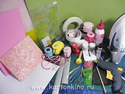 Магічна коробочка з пурхають метеликами (магічна) Магічна коробочка з пурхають метеликами
