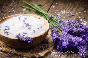 Мед і морська сіль проти целюліту