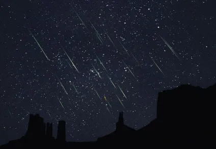 Метеоритний дощ - гарний подарунок космосу (дощ) Метеоритний дощ - гарний подарунок космосу