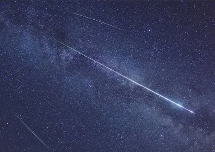 Метеоритний дощ Ліріди коли, де і як його побачити - hi-tech - космос на (метеоритний) Метеоритний дощ Ліріди коли, де і як його побачити - hi-tech - космос на
