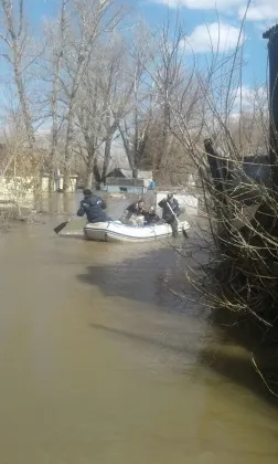 На Україну рухається велика казахстанська вода - иа regnum