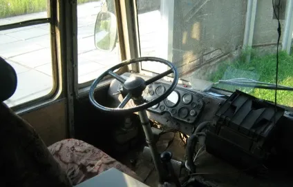 Як зробити заміну лобового скла автобуса (скла) Як зробити заміну лобового скла автобуса