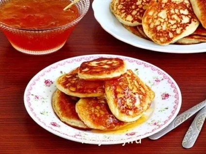 Оладки на кефірі пишні рецепт з фото, прості рецепти з фото (оладки) Оладки на кефірі пишні рецепт з фото, прості рецепти з фото