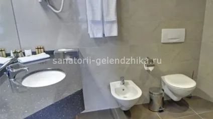 Пансіонат з лікуванням Примор'я геленджик офіційний сайт санаторії Геленджика ціни 2017 рік путівки (парковка) Пансіонат з лікуванням Примор'я геленджик офіційний сайт санаторії Геленджика ціни 2017 рік путівки