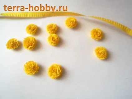 Листівка мімоза в техніці квіллінг на 8 березня (квіллінг) Листівка мімоза в техніці квіллінг на 8 березня