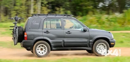 Споруда своїми руками позашляховика з suzuki grand vitara - захоплююча справа (справа) Споруда своїми руками позашляховика з suzuki grand vitara - захоплююча справа