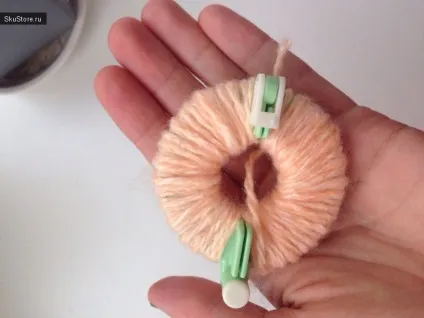 Pom pom maker - пристрій для виготовлення помпонів (пристрій) Pom pom maker - пристрій для виготовлення помпонів