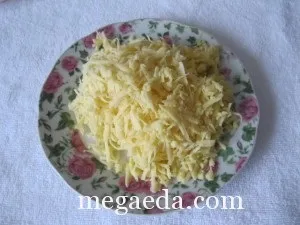 Салат з крабовими паличками, сиром і кукурудзою (крабовими) Салат з крабовими паличками, сиром і кукурудзою