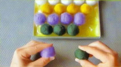 Валяні кульки з вовни - мокре валяння своїми руками (вовни) Валяні кульки з вовни - мокре валяння своїми руками