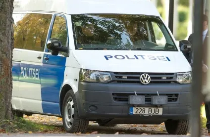 В яких випадках знайдену річ можна залишити собі, а в яких про це треба повідомити в поліцію (повідомити) В яких випадках знайдену річ можна залишити собі, а в яких про це треба повідомити в поліцію