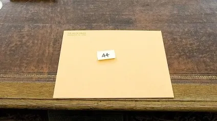 Ходіння по кабінетах - де працює американський президент офісні меблі і все навколо неї (меблі) Ходіння по кабінетах - де працює американський президент офісні меблі і все навколо неї