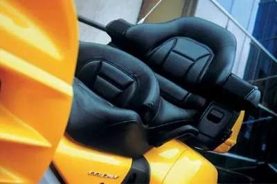Золоті крила дороги honda goldwing (автоновини) Золоті крила дороги honda goldwing