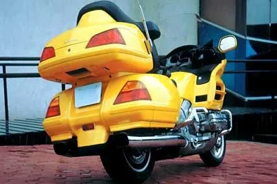 Золоті крила дороги honda goldwing (toyota land cruiser) Золоті крила дороги honda goldwing