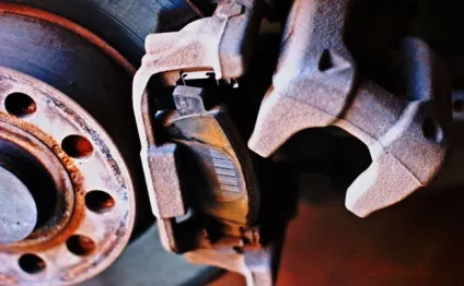 Заміна задніх гальмівних колодок на vw jetta v, my machines