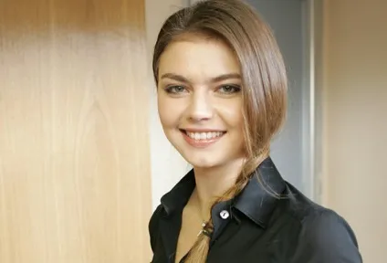 Аліна Кабаєва без макіяжу і фотошопу, фото (без фотошопу) Аліна Кабаєва без макіяжу і фотошопу, фото