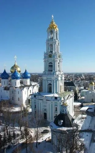 Як в архітектурі називалася арка або отвір для приміщення дзвони (церква) Як в архітектурі називалася арка або отвір для приміщення дзвони