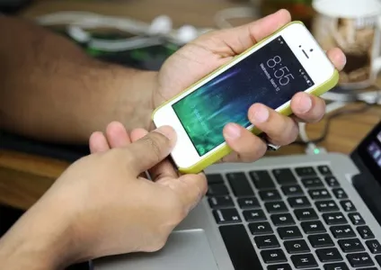 Як вимкнути айфон 5