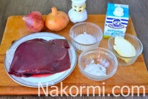 Бефстроганов зі свинячої печінки рецепт з фото