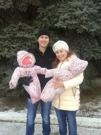 Чим небезпечна поза - ластівки - на животі для малюка 7 (7.5 місяців) Чим небезпечна поза - ластівки - на животі для малюка 7