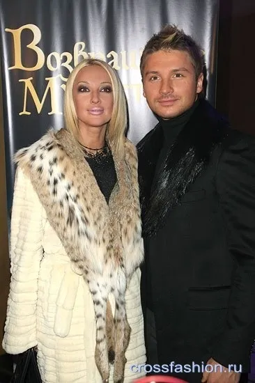 Crossfashion group - диявол в дрібницях (group) Crossfashion group - диявол в дрібницях