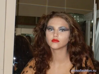Crossfashion group - диявол в дрібницях (помада) Crossfashion group - диявол в дрібницях
