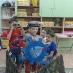 Робимо ширму з пластикових труб для дитячого саду своїми руками (саду) Робимо ширму з пластикових труб для дитячого саду своїми руками