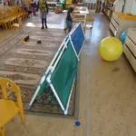 Робимо ширму з пластикових труб для дитячого саду своїми руками (ширму) Робимо ширму з пластикових труб для дитячого саду своїми руками