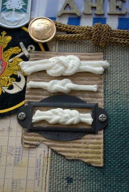 Дембельський альбом - 366 днів - коробочка для дрібниць (одна улюблена сторінка) Дембельський альбом - 366 днів - коробочка для дрібниць