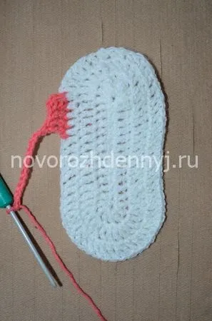 Дитячі тапочки в'язані гачком - схема і опис, догляд за новонародженим (дитячі) Дитячі тапочки в'язані гачком - схема і опис, догляд за новонародженим