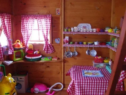Дитячий ігровий будиночок для дачі своїми руками - фото прикладів (дитячий) Дитячий ігровий будиночок для дачі своїми руками - фото прикладів