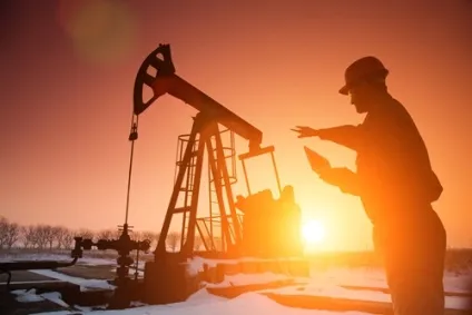 Видобуток нафти фото