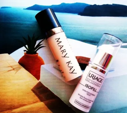Для шкіри навколо очей - uriage isofill wrinkle focus correction eye contour care і mary kay timewise