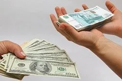 Долар росте - що робити і до чого призведе здешевлення рубля